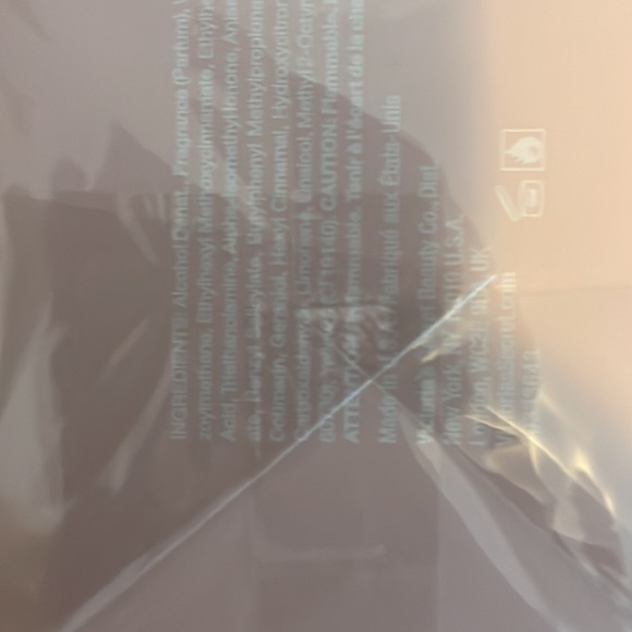 Victoria secret body by Victoria e a u de p a r f u m 2017 never produced again - Picture 2 of 3